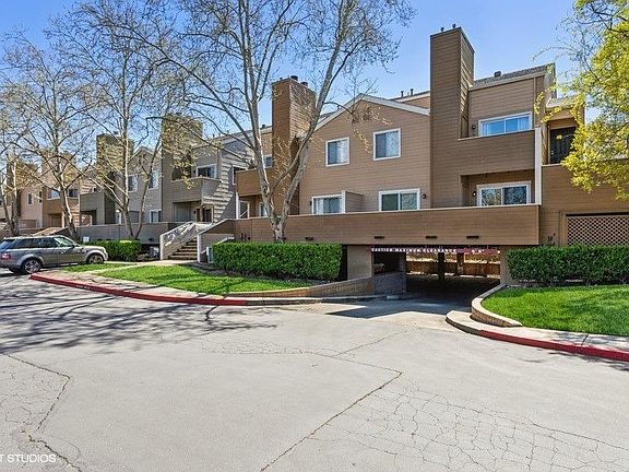 2nd image of 1019 Dornajo Way APT 219