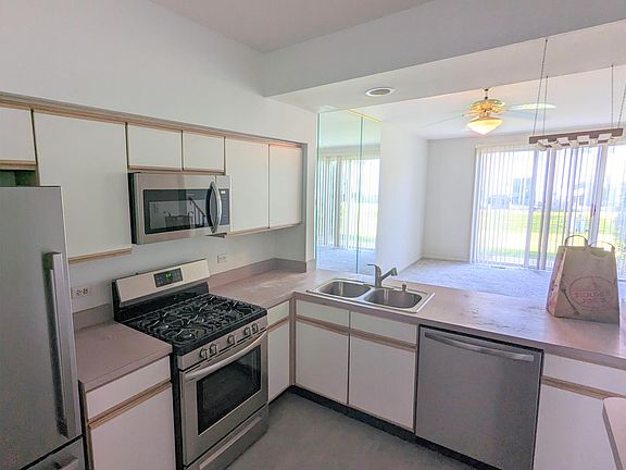3rd image of 4474 W Brownstone Way
