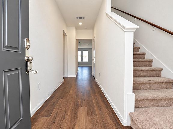 3rd image of 16431 Big Hickory Dr