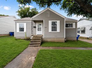 3324 W Clarendon Dr, Dallas, TX 75211