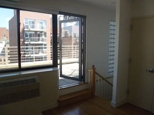 Rented by Marc Alloul, LREB | media 13