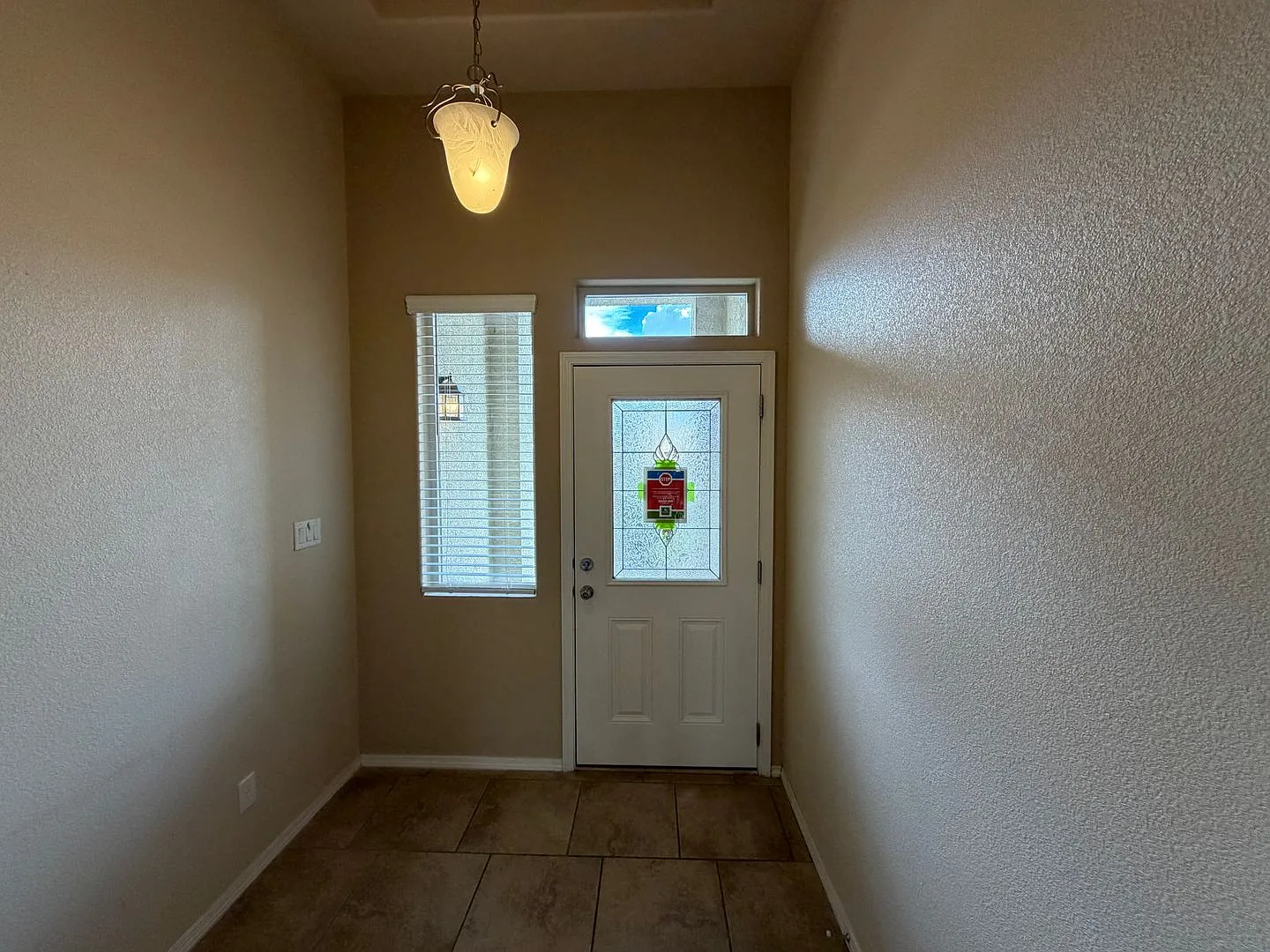 3 Bedroom Single Story Home Available Near Hwy 528 & Hwy 550 in Rio Rancho! — Photo 4