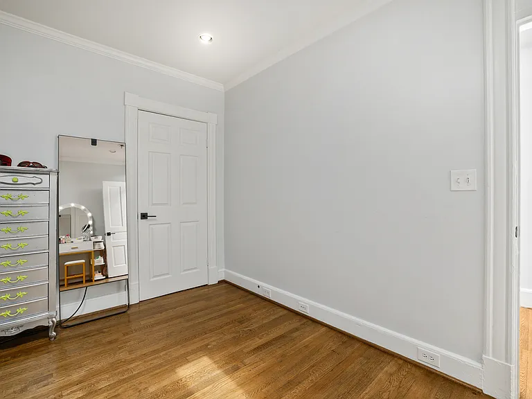 1215 33rd St NW — Photo 19
