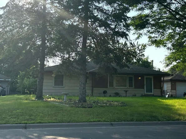 8199 Granada Ave S, Cottage Grove, MN 55016