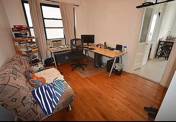 2nd image of 3074 32nd St APT 17