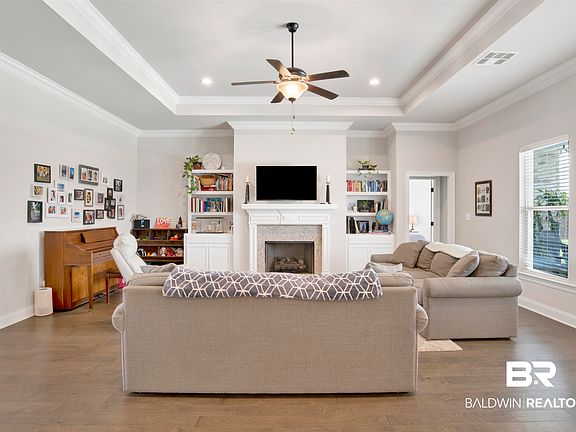 5th image of 33824 Rutland Ln