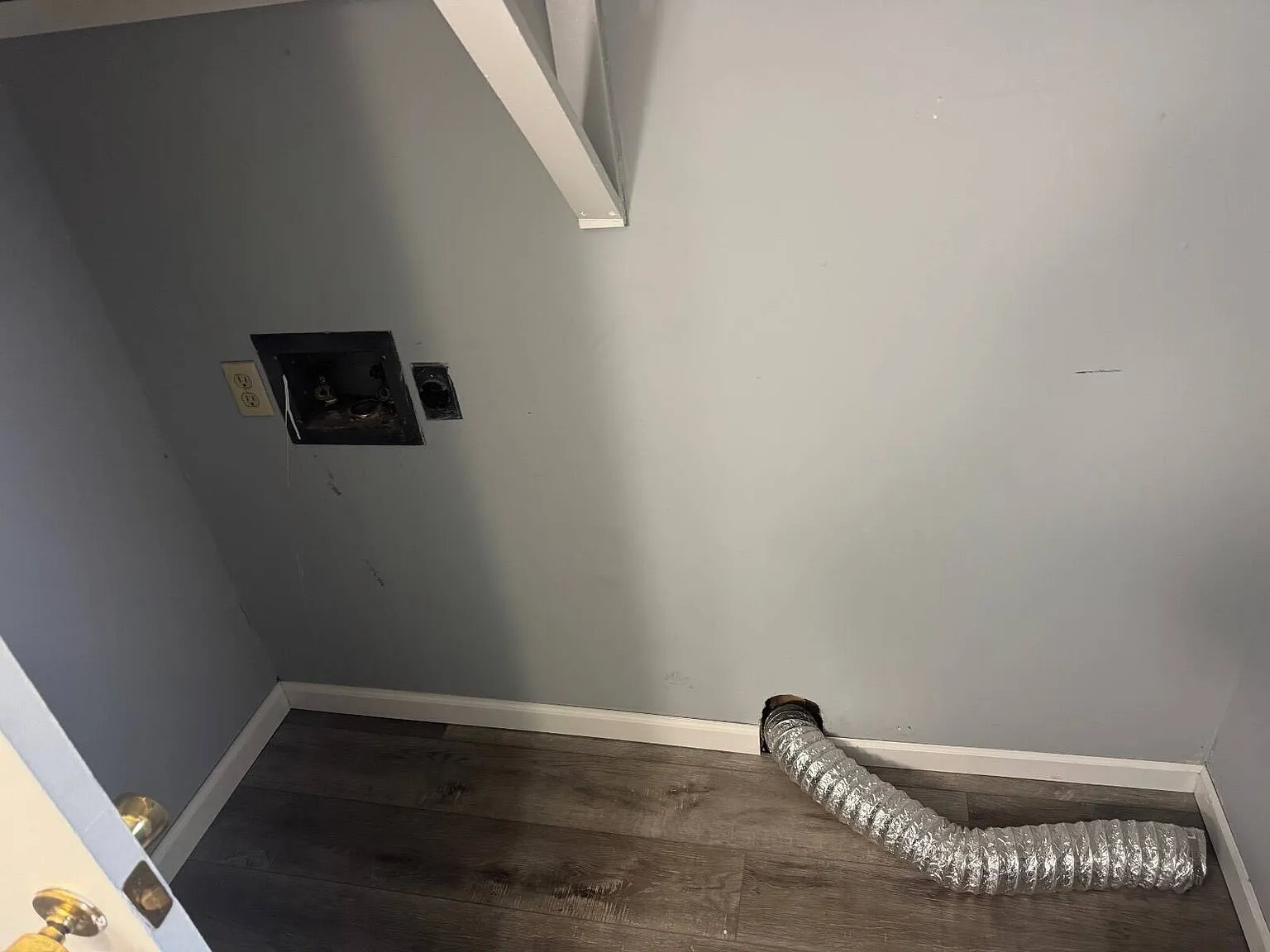 2 bed, 1.0 bath, $900 — Photo 4