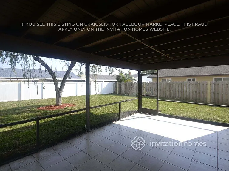 1454 SW 26th Ave — Photo 7