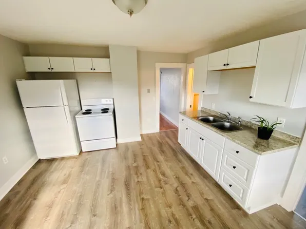 40 Union St #1L, Webster, MA 01570