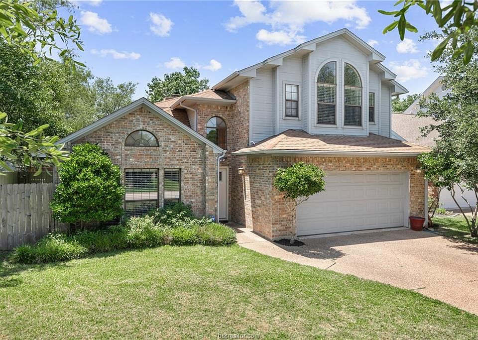 1st image of 9210 Timber Knoll Dr