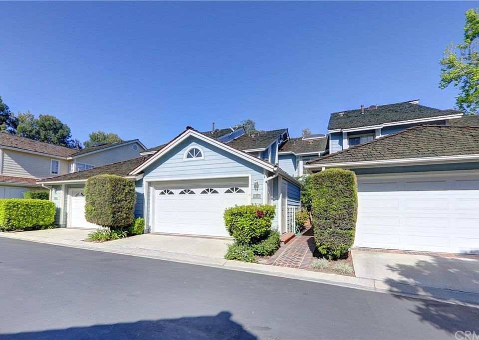 1st image of 600 Wakefield Ct Unit 102