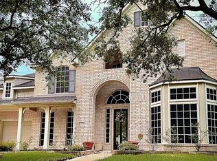 2915 Dixon Ct, Pearland, TX 77584