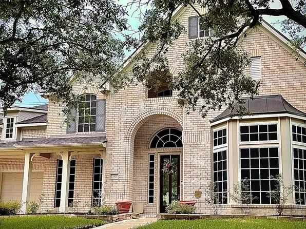 2915 Dixon Ct, Pearland, TX 77584