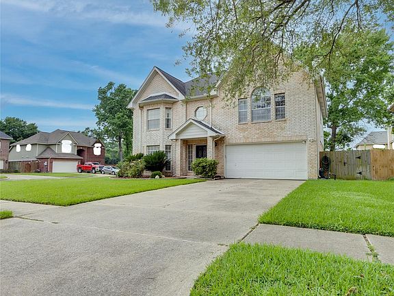 3rd image of 303 Welford Ln