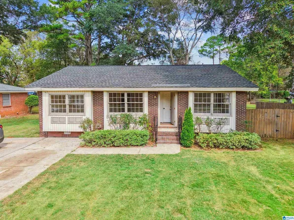2807 Cope Ln, Bessemer, AL 35023