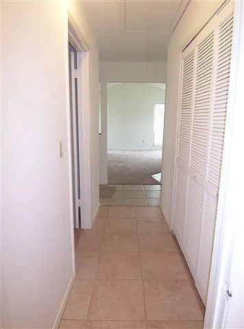 10819 Venice Cir — Photo 5