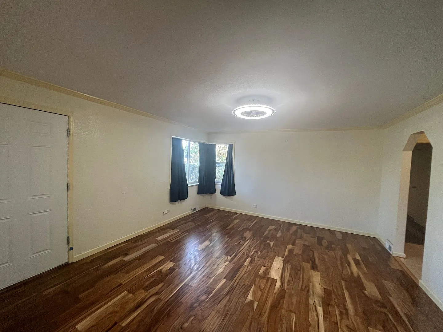 Charming 3-Bedroom Brick Home in North Park Hill Spacious Yard & Finished Basement — Photo 4