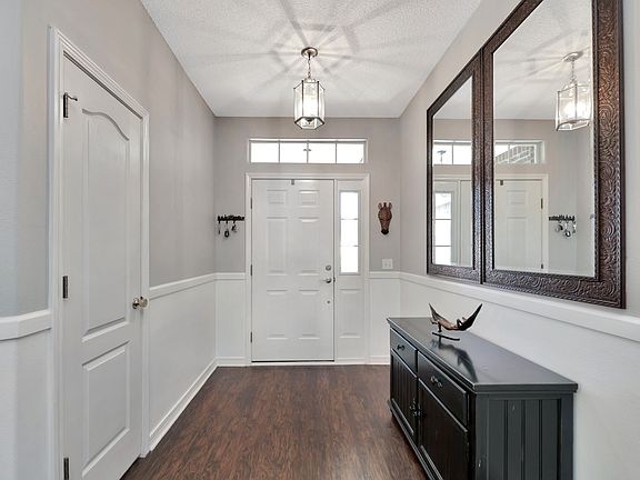 2nd image of 2058 Catline Cir