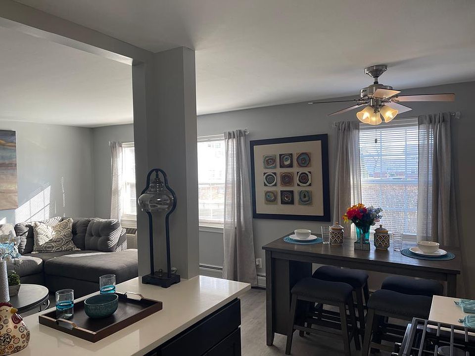 Hawthorne Living Apartment Rentals Central Islip, NY Zillow