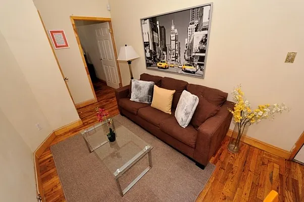 Rented by Eisenberg Exclusives | media 27