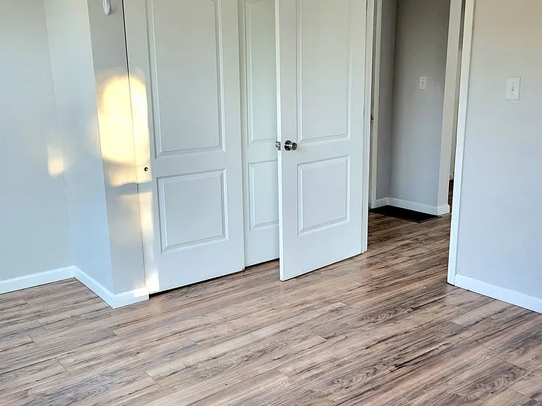 2450 Cleveland Blvd — Photo 21