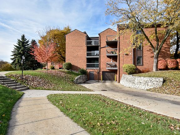 4th image of 4215 N 100th St Unit 146C