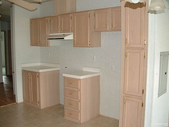 PLENTY OF CABINETS