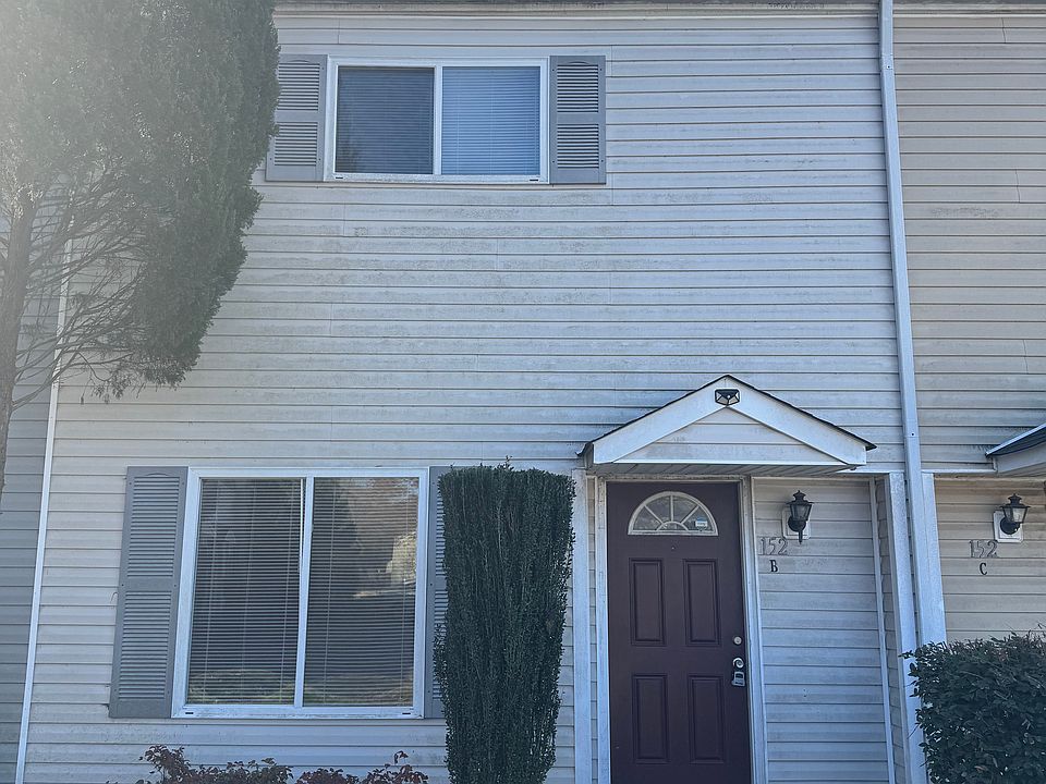 1st image of 152 Jenness Ln APT B