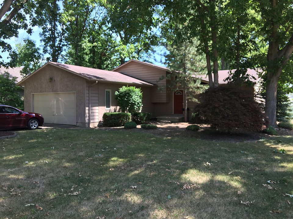 1st image of 785 Terra Ln
