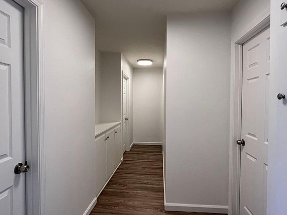 4th image of 3113 Abbott St APT 2