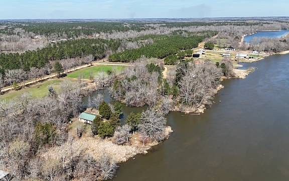 4th image of 560 Jones River Rd