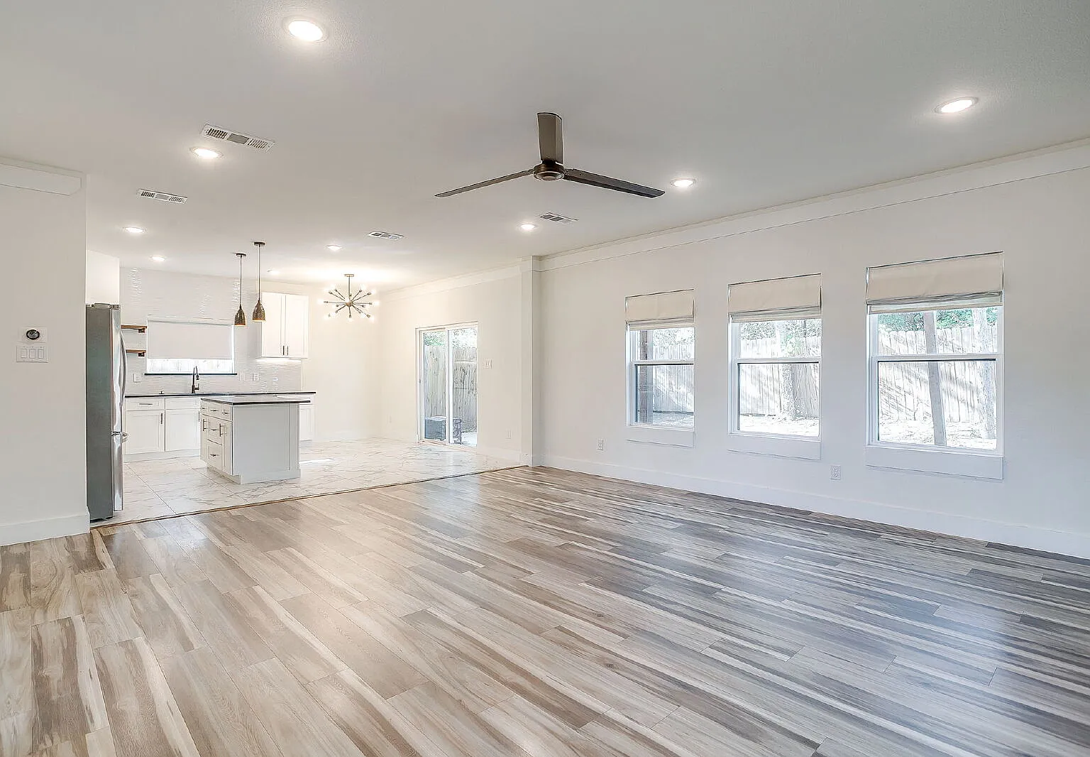 3 bed, 2.5 bath, 2000 sqft, $2,600 — Photo 3