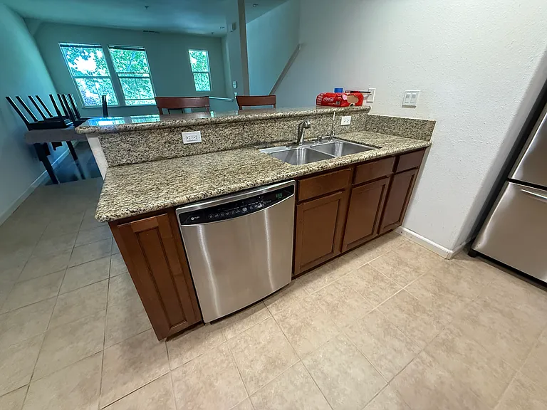 2492 Autumnvale Ave — Photo 21