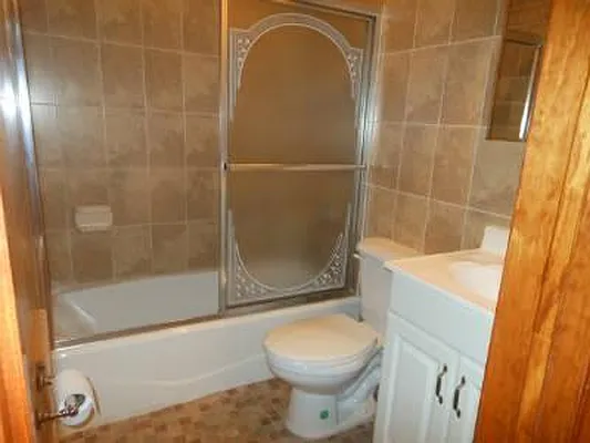 Rented by Town Residential | media 27