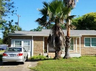 118 Whiting Ave, Galveston, TX 77550