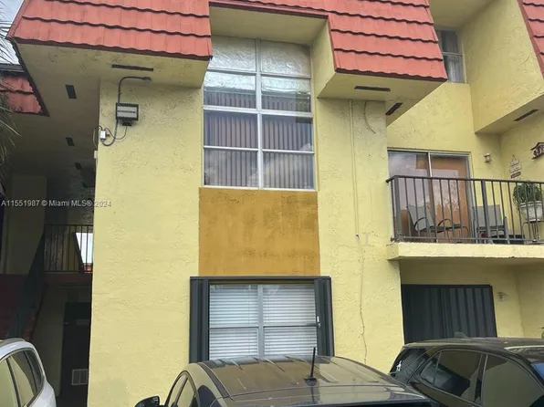 8005 W 6th Ave APT M, Hialeah, FL 33014