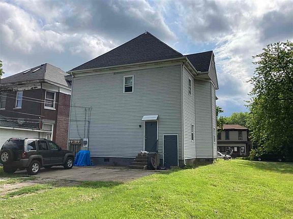 4th image of 1034 N 8th St