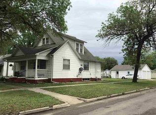 323 S Garfield Ave, Hastings, NE 68901