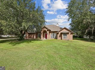209 Lake Manor Dr, Kingsland, GA 31548