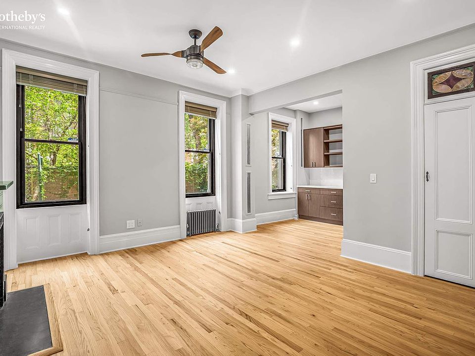 1st image of 223 W 21st St APT 1K