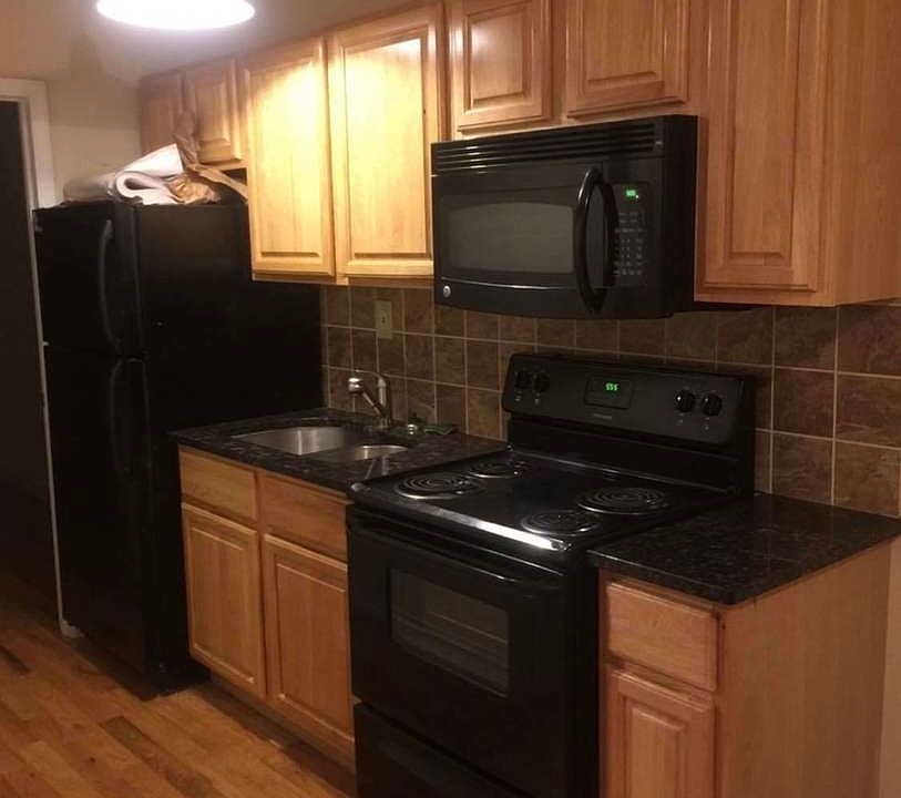 1st image of 737 6th Ave APT 2L