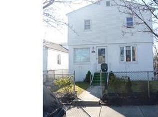 108 E 24th St, Chester, PA 19013