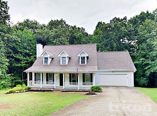 5171 Salem Dr, Stone Mountain, GA 30087