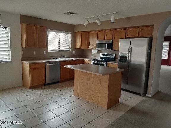 5th image of 15557 W Banff Ln