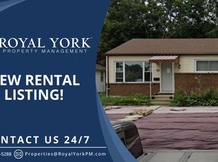 533 Glen Forrest Blvd #2, Waterloo, ON N2L4H9