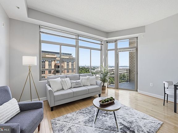 2nd image of 3650 S Glebe Rd Unit 1145