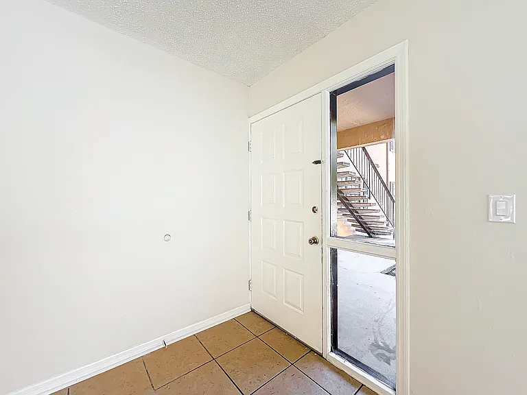 6235 SE 112th St #1 — Photo 9