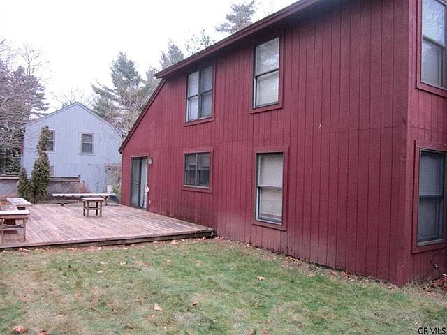 2nd image of 54 Meadow Rue Pl