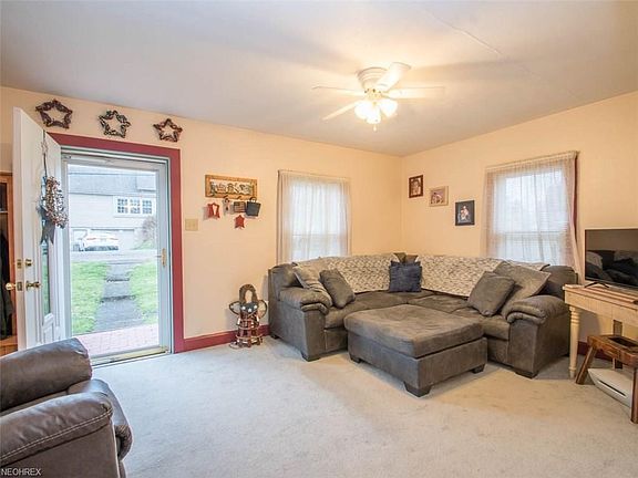 4th image of 1236 Cora St