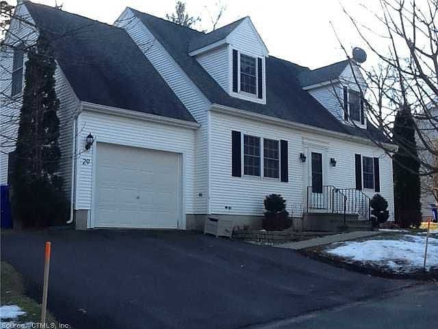 1st image of 29 Pheasant Hill Dr